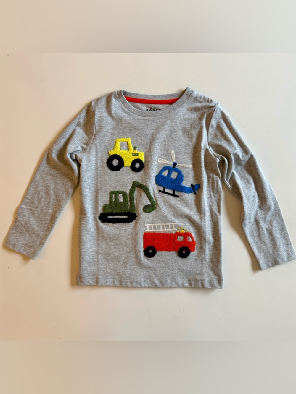 Gray Kids Long Sleeve with Colorful Vehicle Appliqués Size 4-5Y